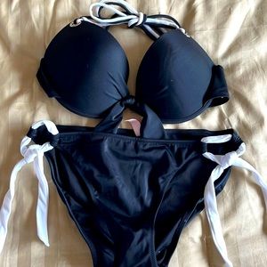 Black white Victoria's Secret Bikini. Never worn